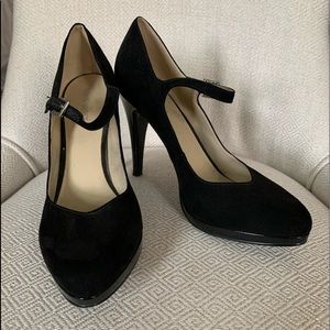 Nine West Mary Jane platform pumps - faux suede